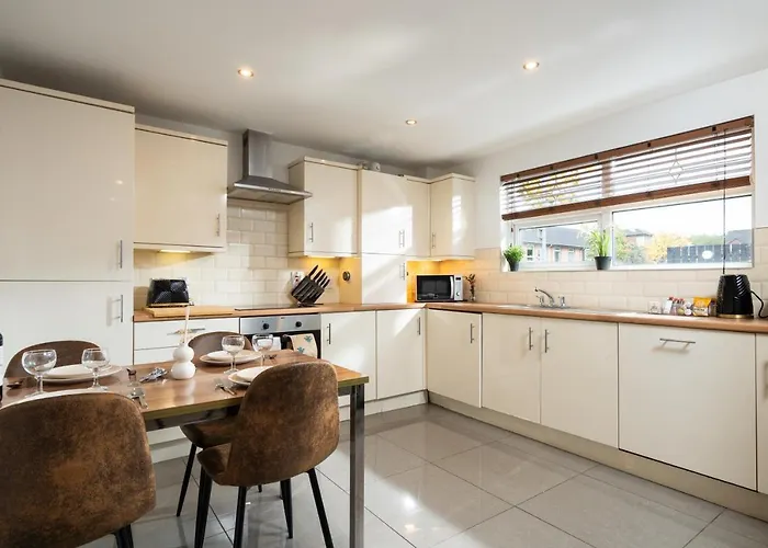 Cosy Modern City Centre 2 Bed Apartment